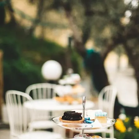 Amandolevanto לינה וארוחת בוקר