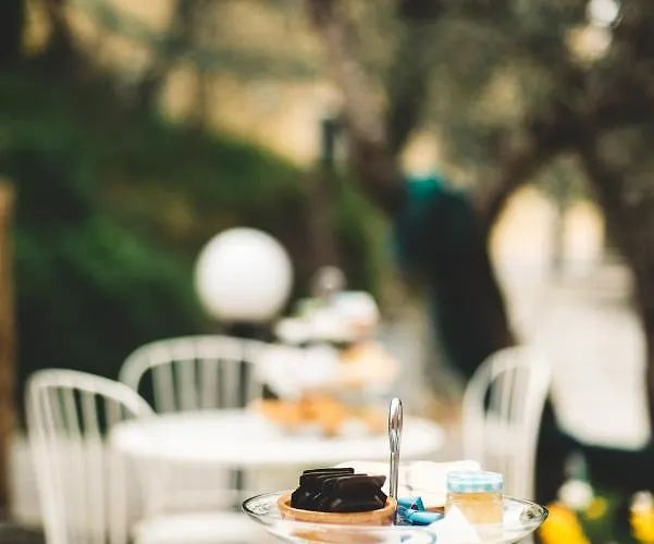 Amandolevanto Oda ve Kahvaltı